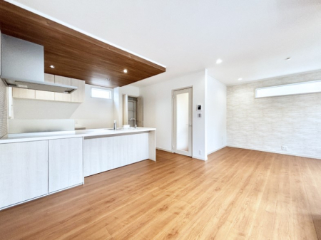 rO@i`eCXg̗D_炩Fg̃t[OfGȃrOłˁB