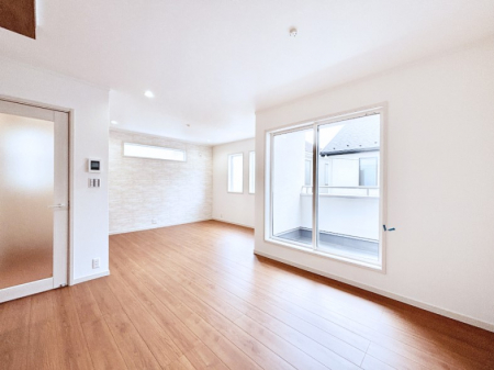 ̑ρ@̗ǂrOBCɓ̃O[΍XɐSn悳AbvI