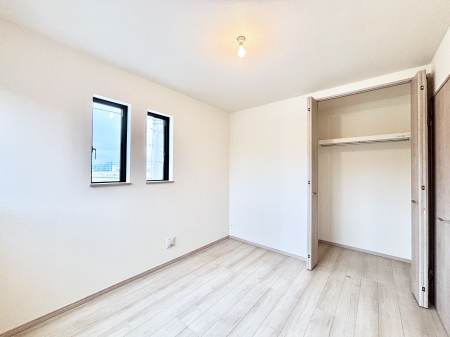 �q�������@�q�������ɂ��������߂Ȏ��[�X�y�[�X�����Ղ�̋���