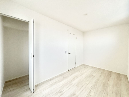 �q�������@�q�������ɂ��������߂Ȏ��[�X�y�[�X�����Ղ�̋���