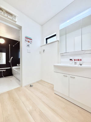 ̑@LXƂƂ̂郉h[Xy[XB  