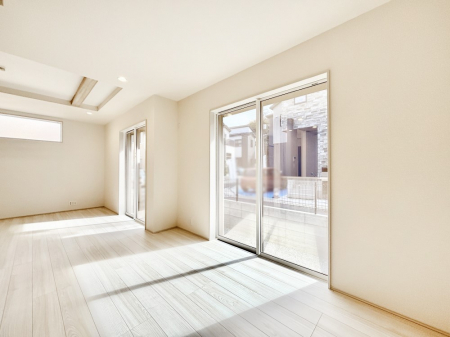 ���̑����ρ@�Ƒ������R�ƏW�܂�e���̃X�y�[�X�ɂȂ肻��