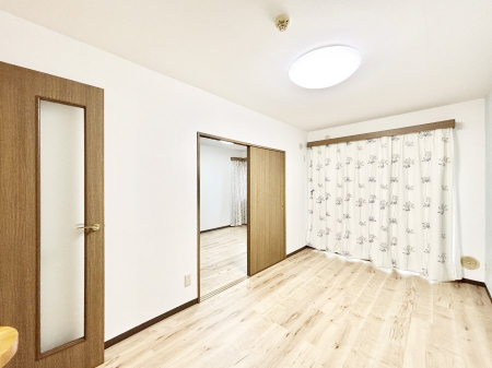 rO@傫ȑ炽Ղ̗zƕ郊rO