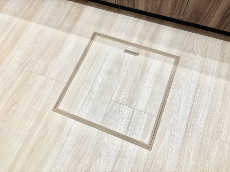 ̑ρ@[tIpiEpi̎[ɂ劈B