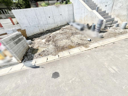 �@�����Ɍ������Ȃ����ԃX�y�[�X�B