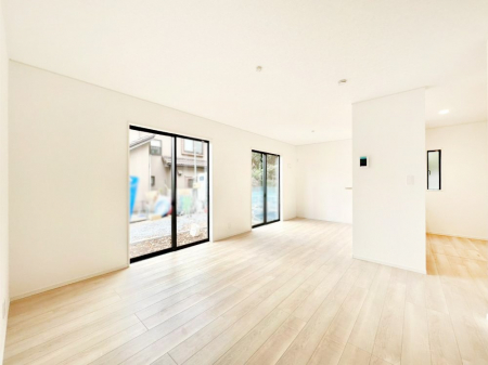 ̑ρ@傫ȑ炽Ղ̗zƕ郊rO