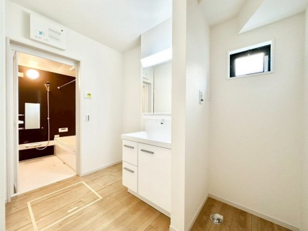 ���̑��@�L�X�Ƃ�Ƃ�̂��郉���h���[�X�y�[�X�@