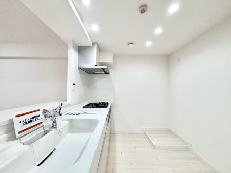 Lb`@̂ŉƑ̏Ί炪L܂I