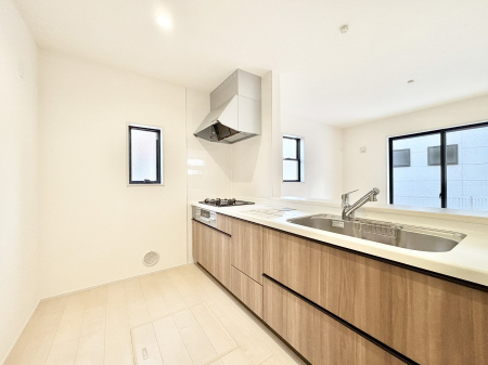 �L�b�`���@��Ƃ肠��L�b�`���ł͂��Ƒ��Ɗy�������������ł��܂��B