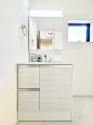 ���ʑ�E���ʏ��@���[�͂Ƌ@�\���ɗD�ꂽ���ʉ��ϑ�