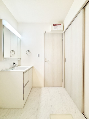 ���̑��@�L�X�Ƃ�Ƃ�̂��郉���h���[�X�y�[�X