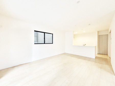 ���r���O�@���Ƒ��̓��₩�Șb�����ŕ�܂�閾�邢���r���O