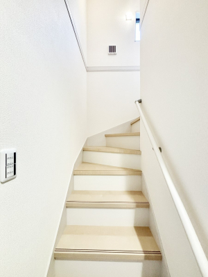 ���̑��@�K�i�͎肷��t���Ȃ̂ŏ����Ȃ��q���܂₲����̕������S�ł�