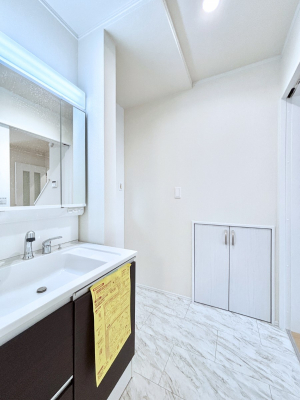 ���̑��@�������̂�����K��Ԃł��B�����̐g�x�x���C�����ǂ����g�������܂��B 