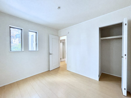 �q�������@�q�������ɂ��������߂Ȏ��[�X�y�[�X�����Ղ�̋���