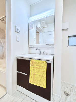 ���ʑ�E���ʏ��@�傫�����₷���O�ʋ��Ő�����������ʑ�́A�g�����Ȃ݃`�F�b�N�┧�̂������ɂ������߂ł��B 