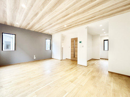 rO@Ƒ̓₩Șbŕ܂閾邢rO