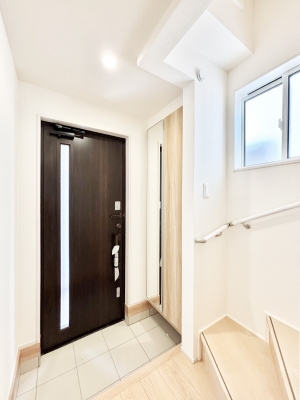 ց@KXXbg̓փhAɌ͂Ă܂