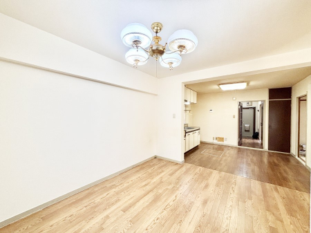 rO@Ƒ̓₩Șbŕ܂閾邢rO