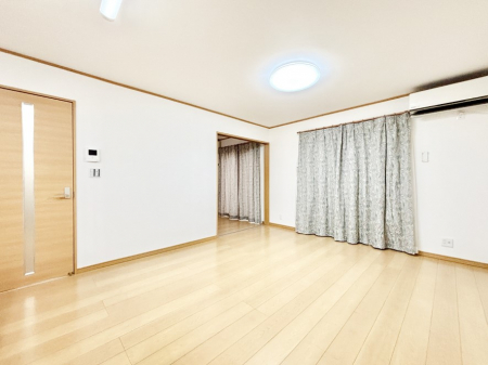 rO@Ƒ̓₩Șbŕ܂閾邢rOB   