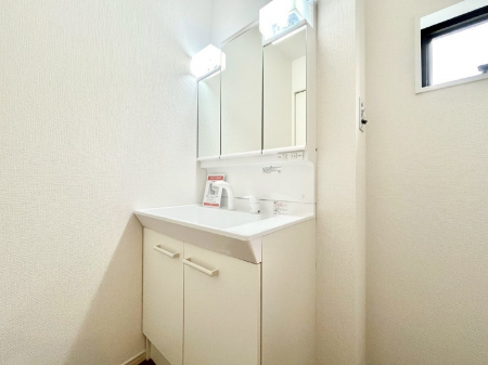 ���̑��@�L�X�Ƃ�Ƃ�̂��郉���h���[�X�y�[�X�@