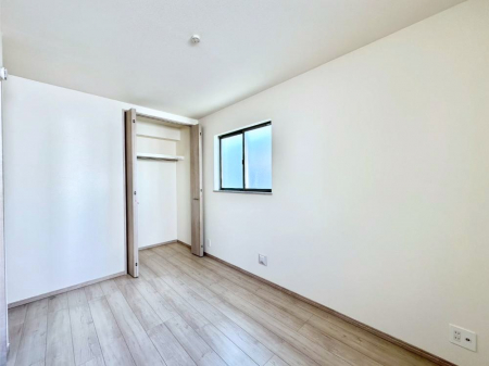 ̑ρ@g₷`ŃxbgƋ̒uɂ邱Ƃ܂B 