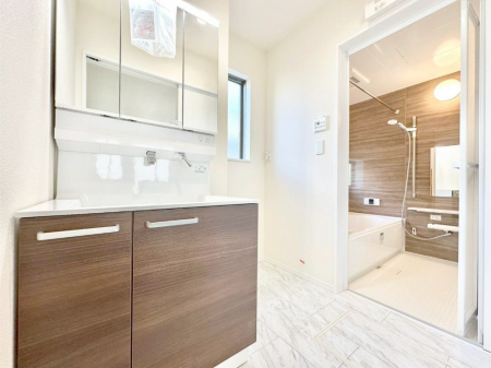 ̑@LXƂƂ̂郉h[Xy[XB  