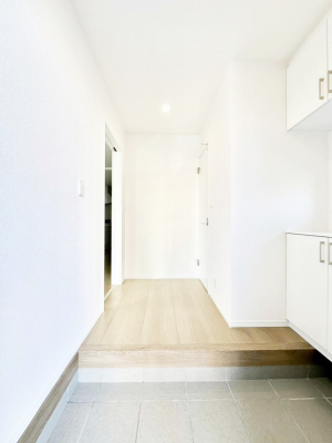 ���ց@�Ƒ��̋A��₨�q�l�������������}���錺��