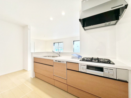 �L�b�`���@�������������I�ɁA�y�����I�V�X�e���L�b�`��