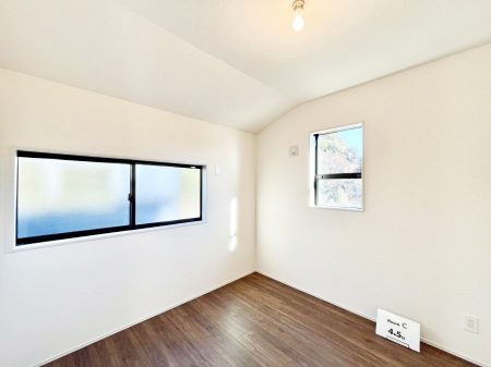 ���̑����ρ@�u�₩�ȓ��������������S�̂�D������ݍ���ł���܂�