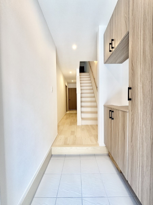 ���ց@�Ƒ��̋A��₨�q�l�������������}���錺��