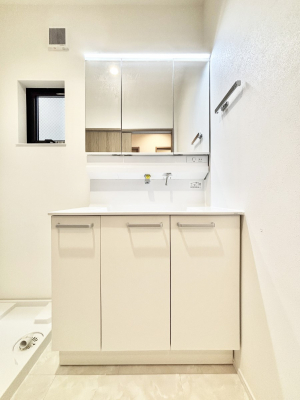 ���ʑ�E���ʏ��@���[�͂Ƌ@�\���ɗD�ꂽ���ʉ��ϑ�