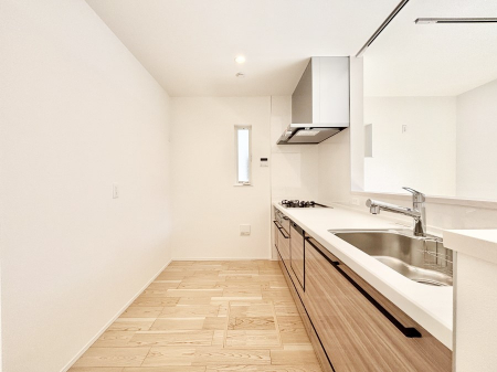 Lb`@u₩ȕʂ蔲Lb`B̂Ŗ邭Cɂ𗧂܂B  