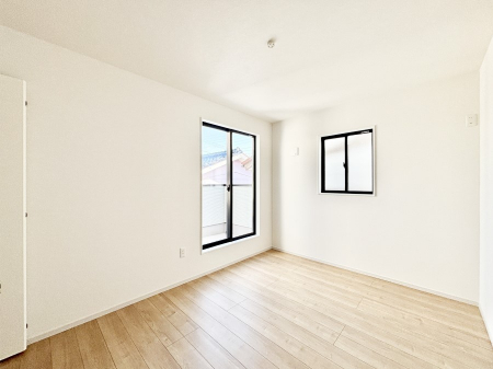 ���̑����ρ@�u�₩�ȓ��������������S�̂�D������ݍ���ł���܂�