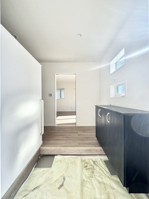 ���ց@�Ƒ��̋A��₨�q�l�������������}���錺��  