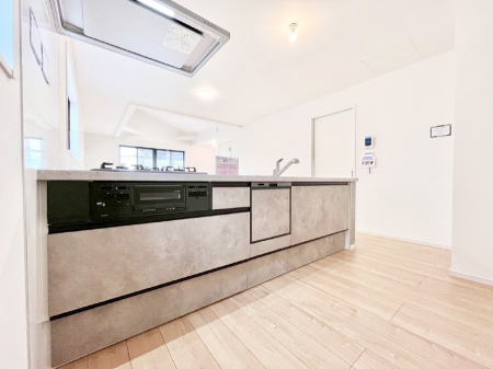 �L�b�`���@�L�X�Ƃ����g������̗ǂ��L�b�`���œ��X�̂��������y�����Ȃ肻��