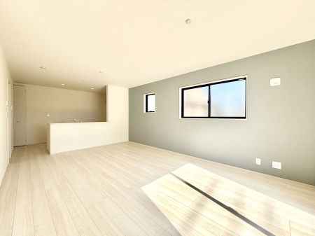 ���r���O�@�Z�ޕ��̌��������o�����A�C���e���A���l����̂��y���݂ȃ��r���O�ł��I 