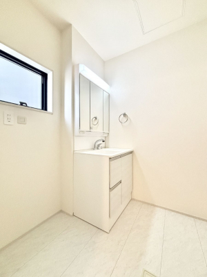 ���ʑ�E���ʏ��@���邢���ʏ��͖����̐g�x�x���y�����ł����Ⴂ�����ł��B