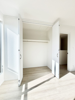 ���[�@�S�����N���[�[�b�g�t��