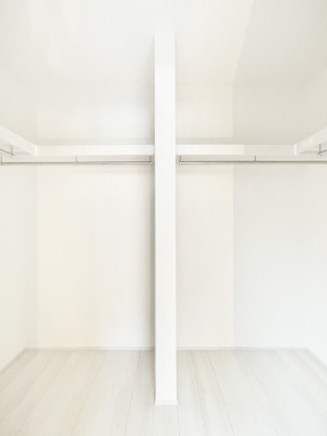 ���[�@�m���̃N���[�[�b�g�B���s��������̂Ō���̈ߗނ�����������܂�܂��B