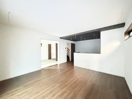 ���r���O�@�i�`�������e�C�X�g�̗D�����_�炩���F�g���̃t���[�����O���f�G�ȃ��r���O�ł��ˁB