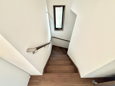 ���̑��@�K�i�͎肷��t���Ȃ̂ŏ����Ȃ��q���܂₲����̕������S�ł�  