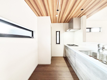 �L�b�`���@�L�X�Ƃ����g������̗ǂ��L�b�`���œ��X�̂��������y�����Ȃ肻��