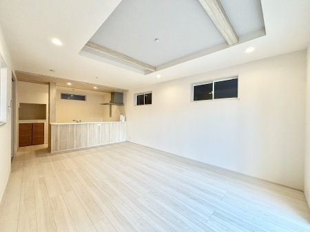 ���r���O�@�ǂ��ɂ��Ă��Ƒ��̂Ȃ������������R�~���j�P�[�V�������r���O�B 