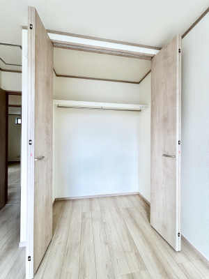 [@m̃N[[bgBŝŌ̈ߗނ܂܂B