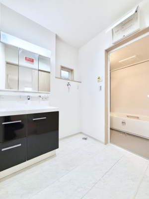 ���̑��@������������ʉ��ώ��Œ��̐g�x�x�����K