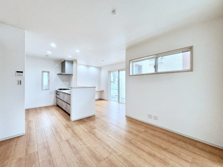 ���r���O�@�Z�ޕ��̌��������o�����A�C���e���A���l����̂��y���݂ȃ��r���O�ł��I 