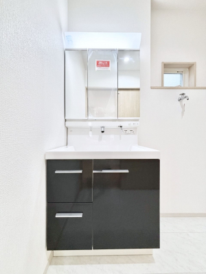 ���ʑ�E���ʏ��@�傫�����₷���O�ʋ��Ő�����������ʑ�́A�g�����Ȃ݃`�F�b�N�┧�̂������ɂ������߂ł��B 