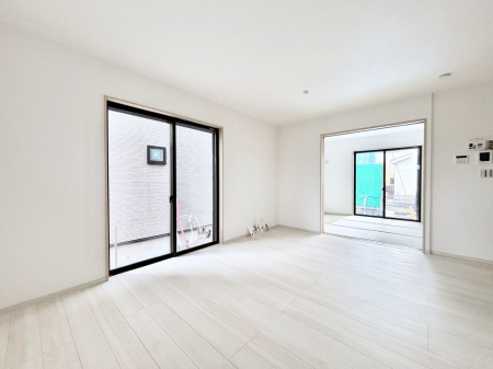 rO@傫ȑ炽Ղ̗zƕ郊rO