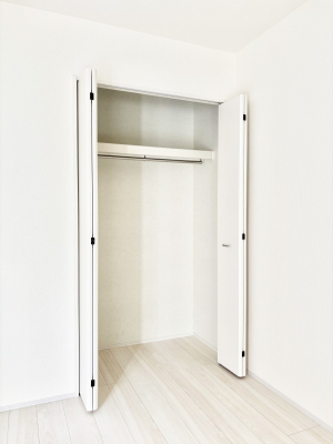 ���[�@�S�����N���[�[�b�g�t��